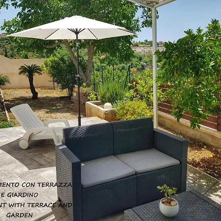 アパート Il Giardino Sulla Valle ラグーザ